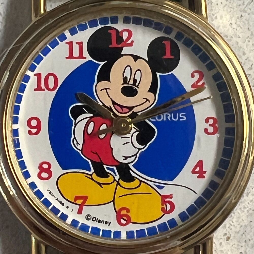 Vintage Disney Mickey Mouse Lorus Quartz Watch - Picture 8 of 12